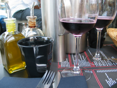 lambrusco2 Lambrusco - Bubbly Red Wine