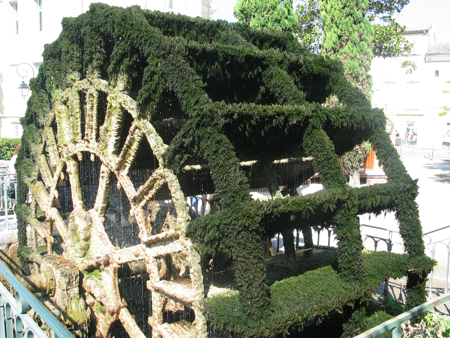 luberon1 Waterwheel in Isle-sur-la-Sourge
