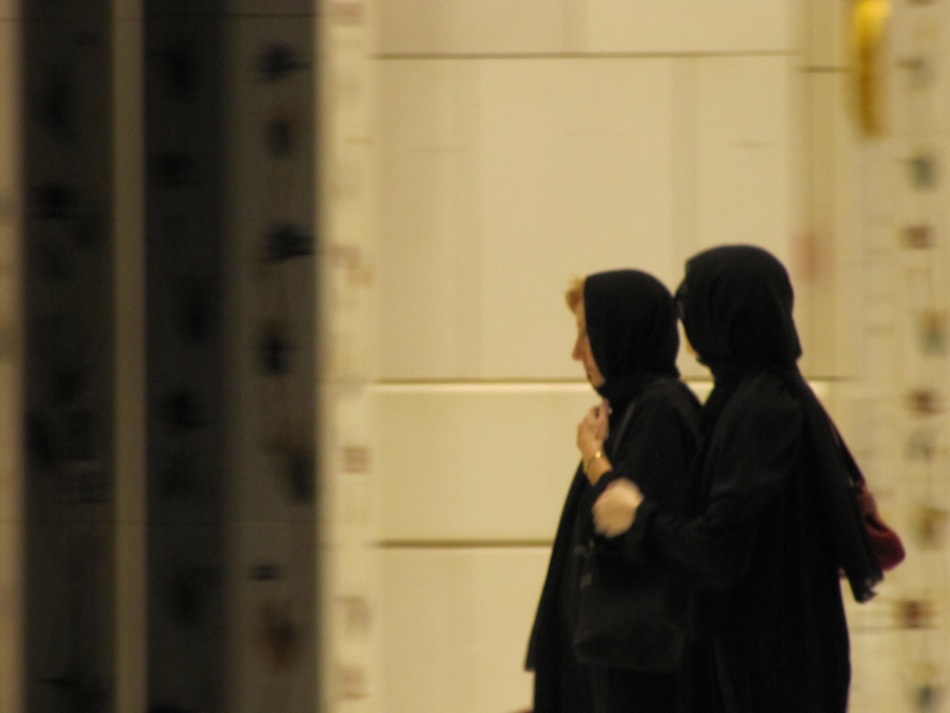Beth and Judy in Abaya and Shayla