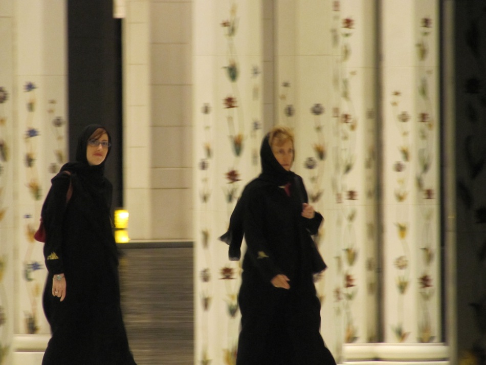 Beth and Judy in Abaya and Shayla