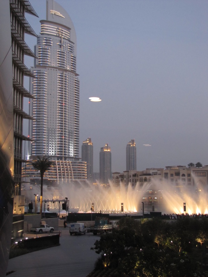 Duabi Fountain at Dusk