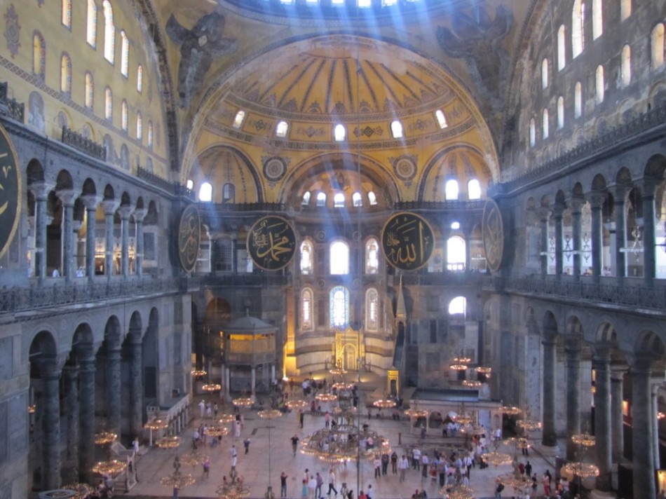 Inside the Aya Sofia